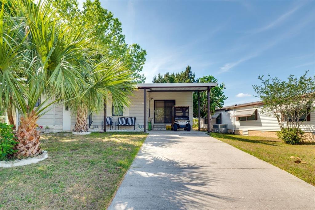 Property for sale at 1224 DUSTIN DRIVE, LADY LAKE, FL, 32159