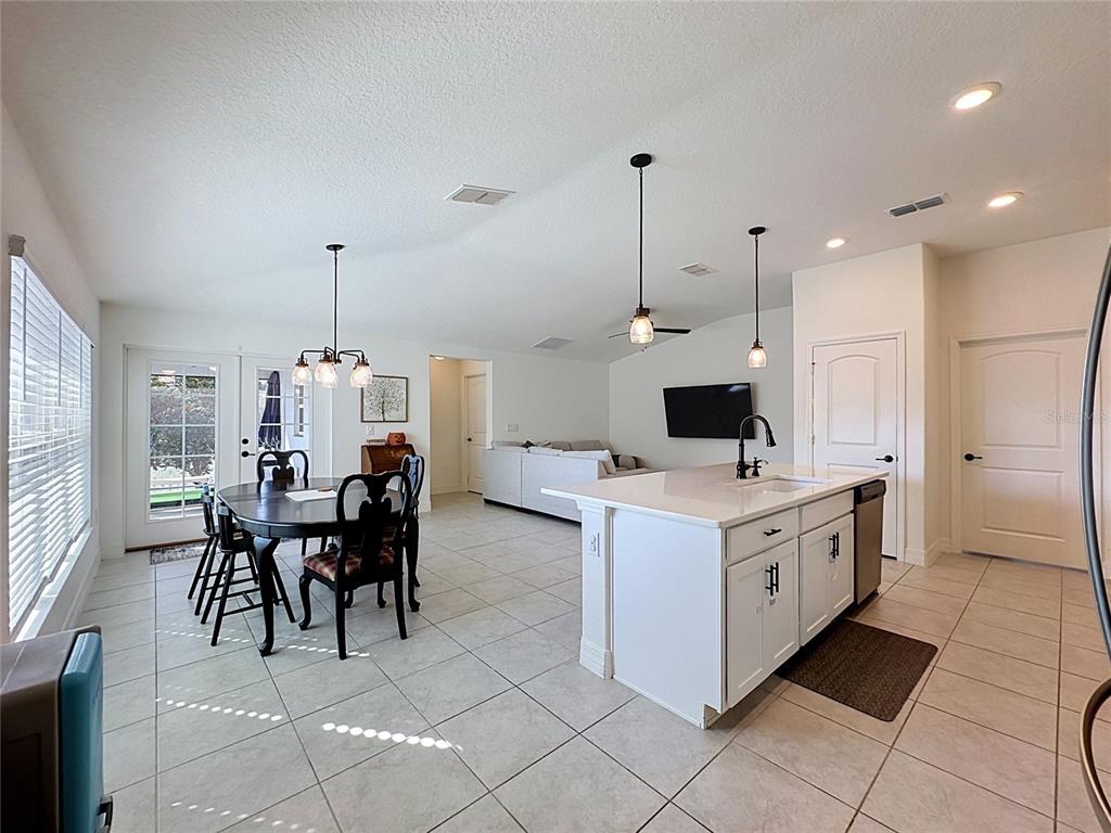 Property for sale at 1124 PAPAYA CIR, DAVENPORT, FL, 33897