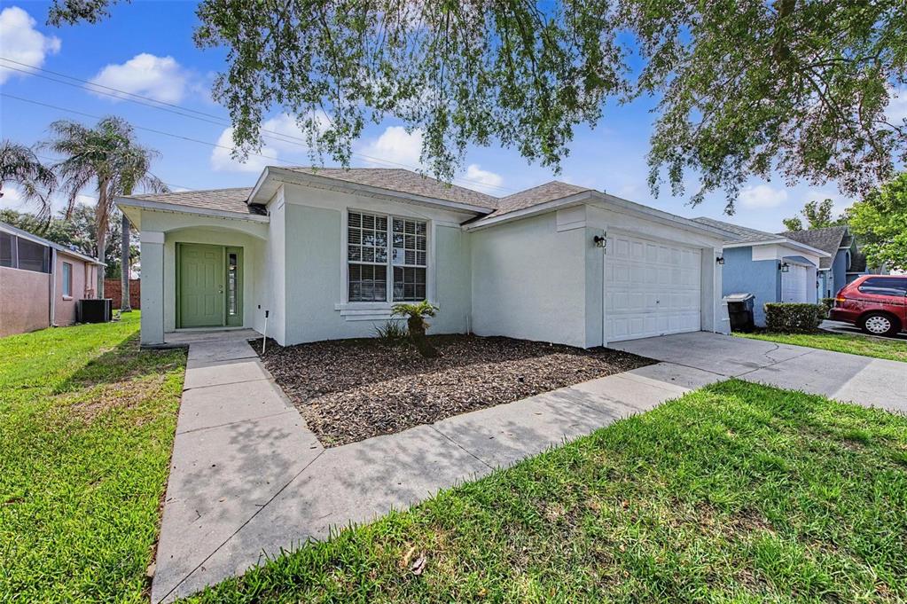 Property for sale at 421 HOLBORN LOOP, DAVENPORT, FL, 33897