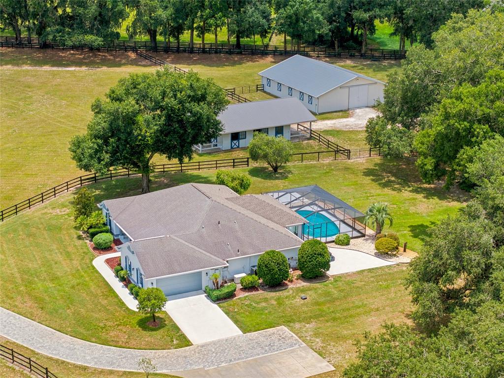 Property for sale at 16050 NW 10TH CIRCLE, CITRA, FL, 32113