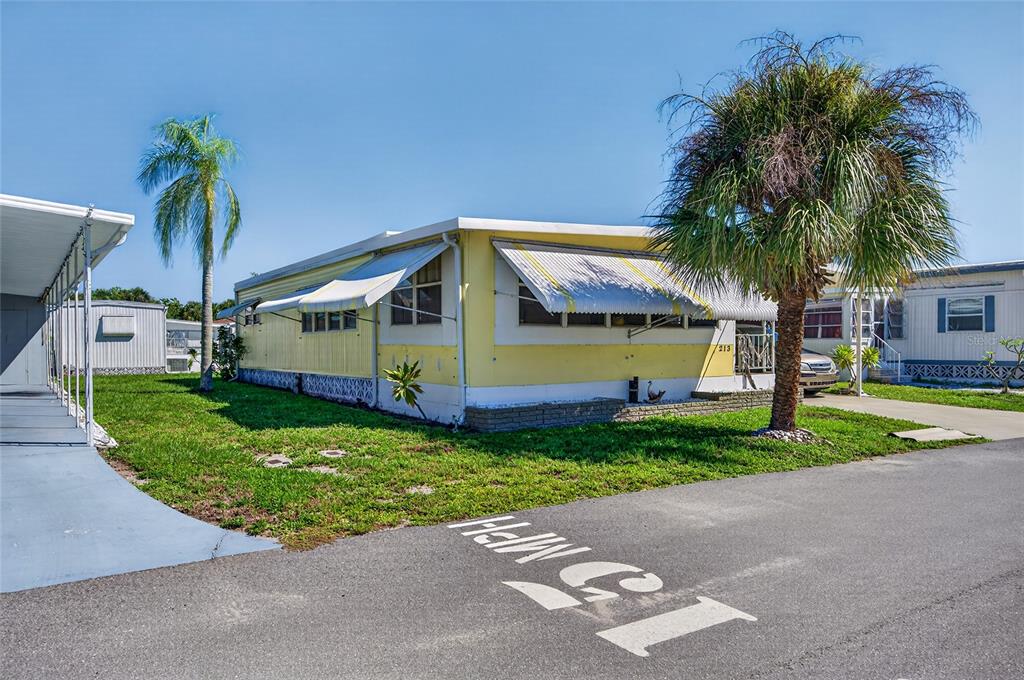 Property for sale at 213 MANTUA DRIVE, VENICE, FL, 34285