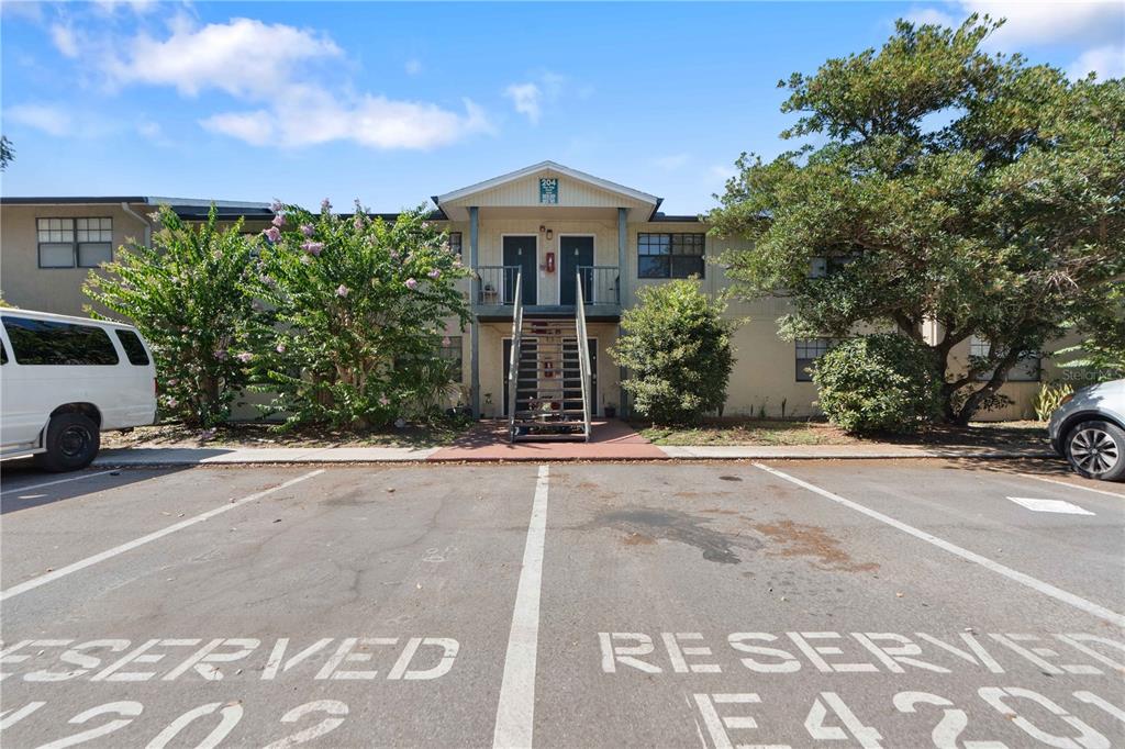 Property for sale at 204 PINE TULIP COURT UNIT 201, TAMPA, FL, 33612