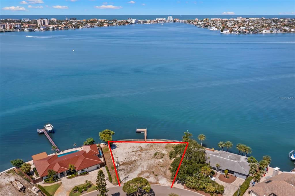 Property for sale at 7940 GARDEN DRIVE N, ST PETERSBURG, FL, 33710
