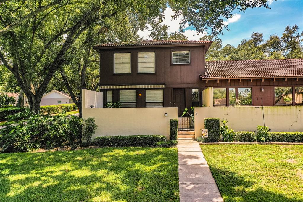 Property for sale at 11 LOMA VERDE UNIT 11, LAKELAND, FL, 33813