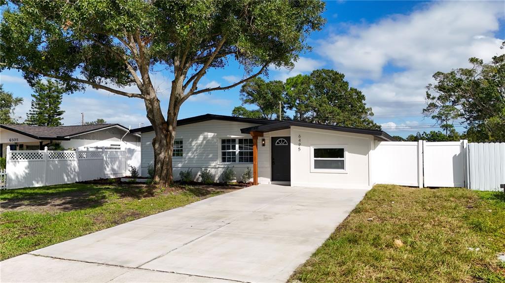Property for sale at 6495 64TH WAY N, PINELLAS PARK, FL, 33781