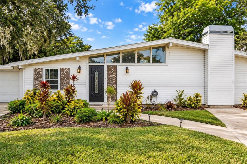 Property for sale at 218 PARK RIDGE AVENUE, TEMPLE TERRACE, FL, 33617