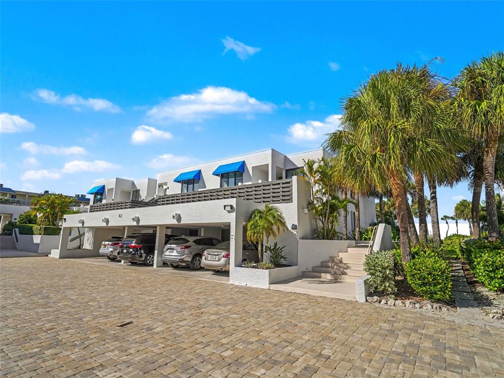 Property for sale at 732 BAYPORT WAY, LONGBOAT KEY, FL, 34228
