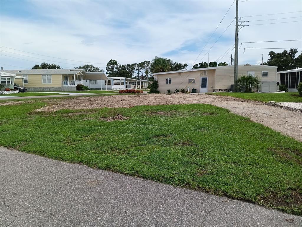 Property for sale at 825 CAREFREE, VENICE, FL, 34285