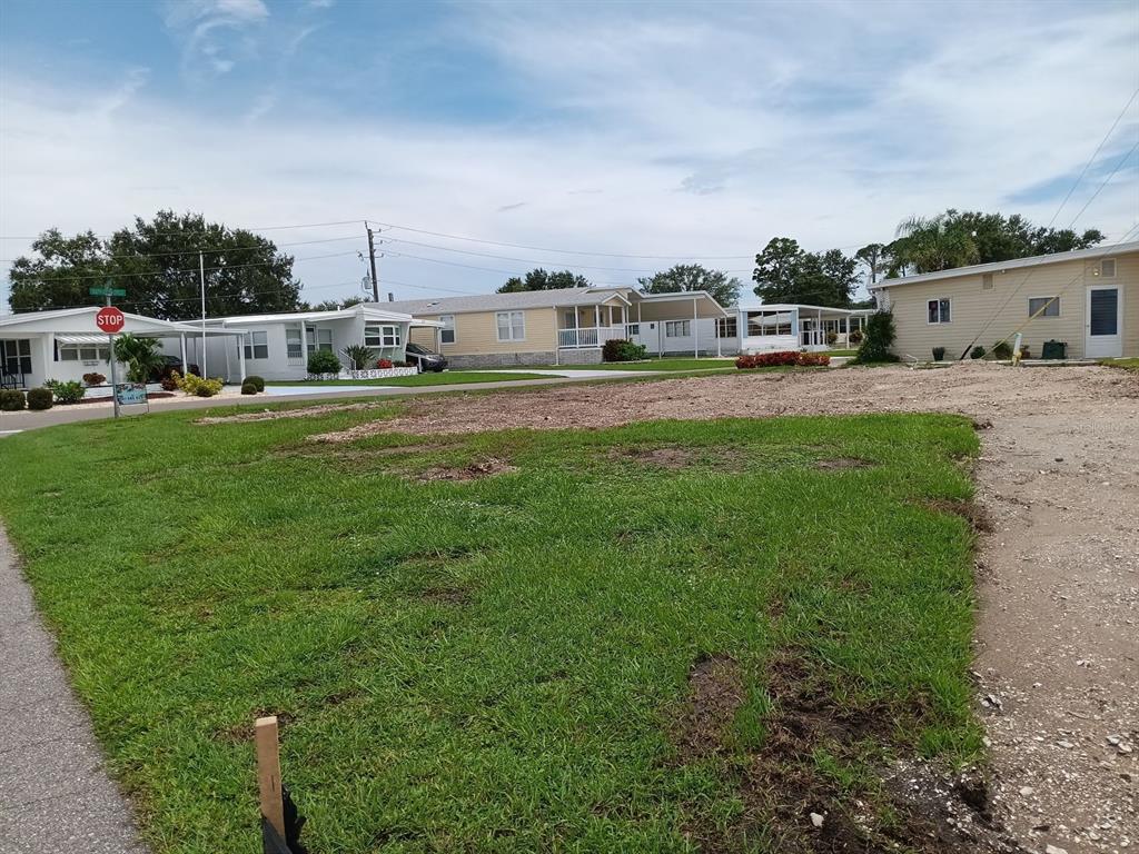 Property for sale at 825 CAREFREE, VENICE, FL, 34285