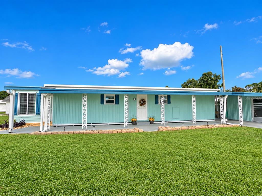 Property for sale at 223 RUE DE PARESSE, TAVARES, FL, 32778