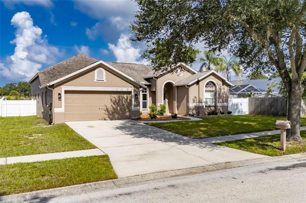 Property for sale at 10303 TARRAGON DRIVE, RIVERVIEW, FL, 33569