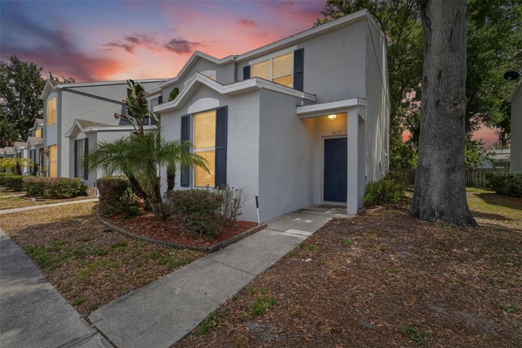 Property for sale at 6557 OSPREY LAKE CIRCLE, RIVERVIEW, FL, 33578