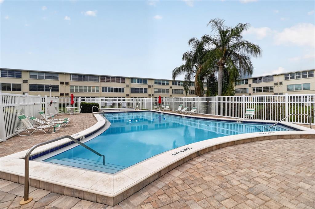 Property for sale at 951 79TH AVENUE N UNIT 115, ST PETERSBURG, FL, 33702