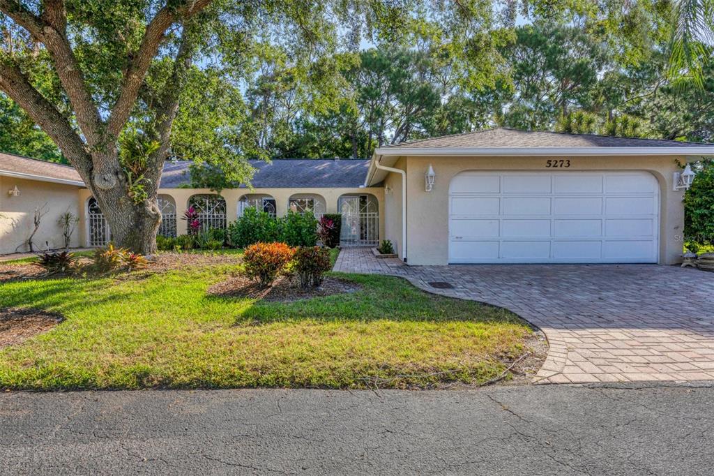 Property for sale at 5273 VILLA MAJORCA COURT UNIT 25, SARASOTA, FL, 34235