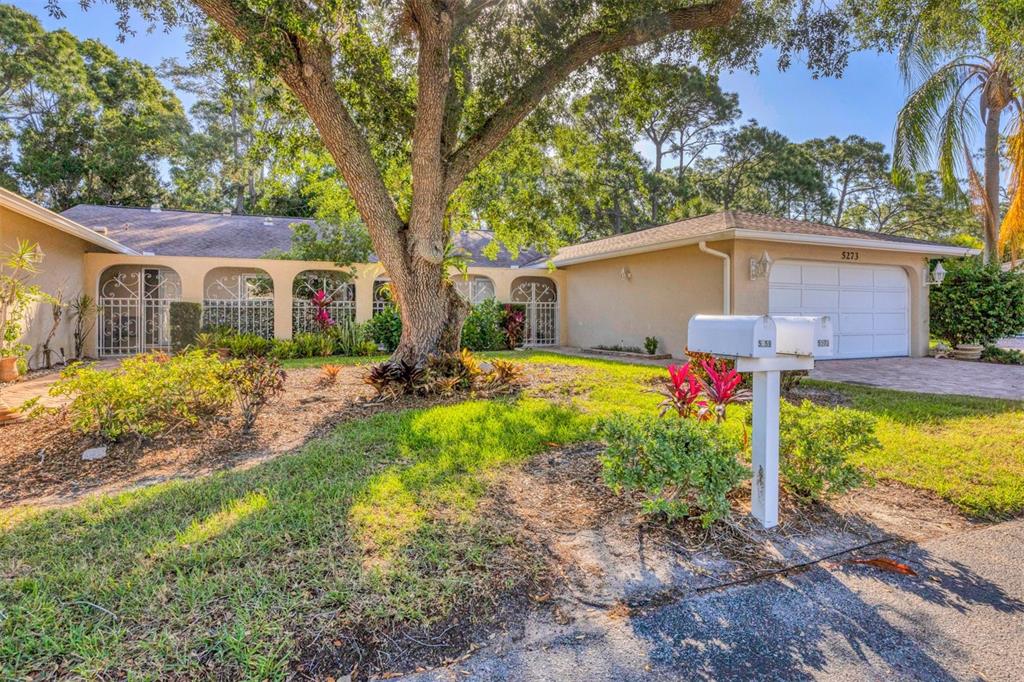 Property for sale at 5273 VILLA MAJORCA COURT UNIT 25, SARASOTA, FL, 34235