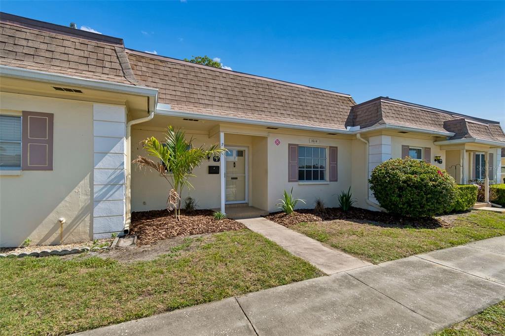 Property for sale at 1614 S LAKE AVENUE UNIT 2, CLEARWATER, FL, 33756