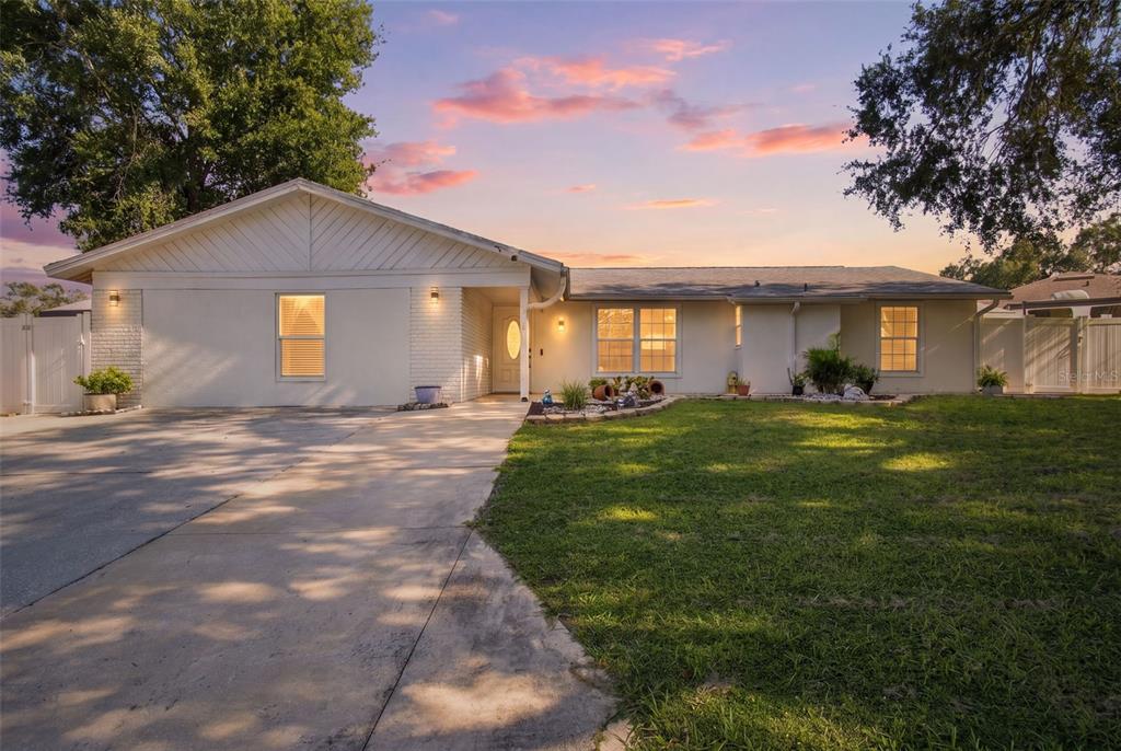 Property for sale at 1325 OAKCREST DRIVE, BRANDON, FL, 33510