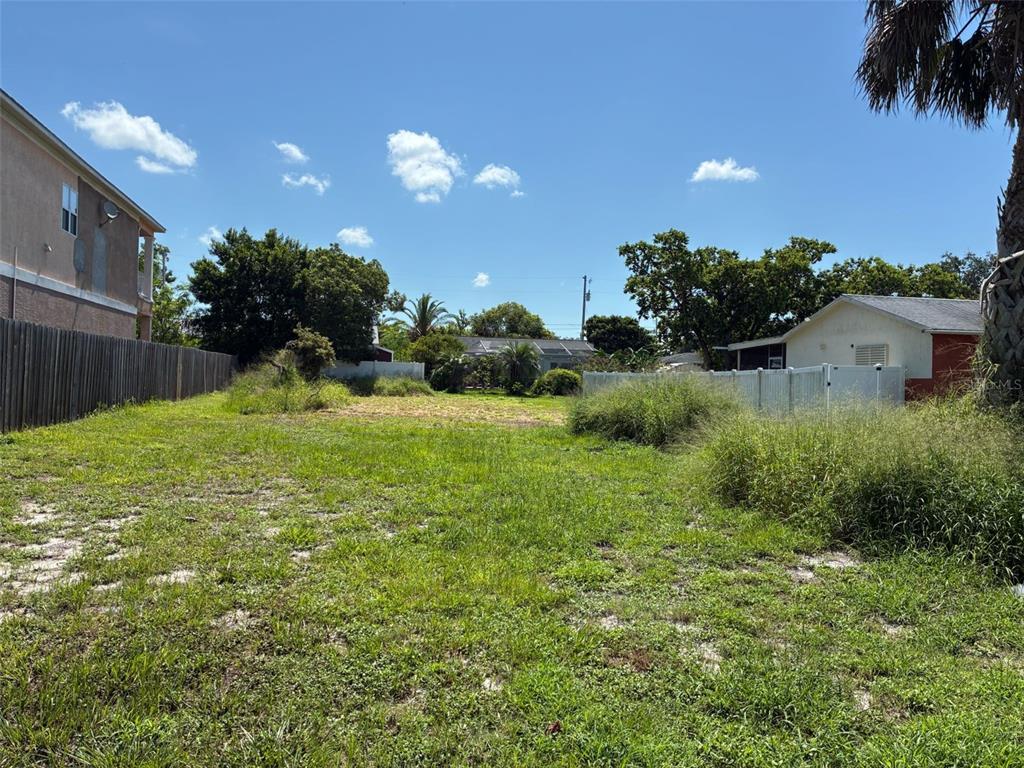 Property for sale at SEA PINES UNIT 1 PB 8 PG 149 LOT 46, HUDSON, FL, 34667