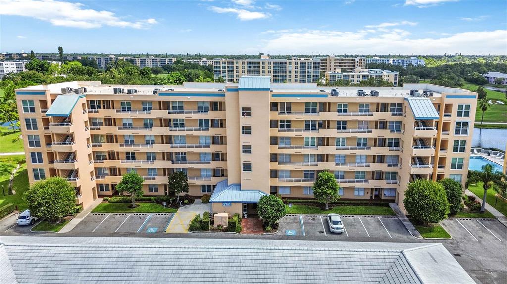 Property for sale at 4550 PINEBROOK CIRCLE UNIT 605, BRADENTON, FL, 34209