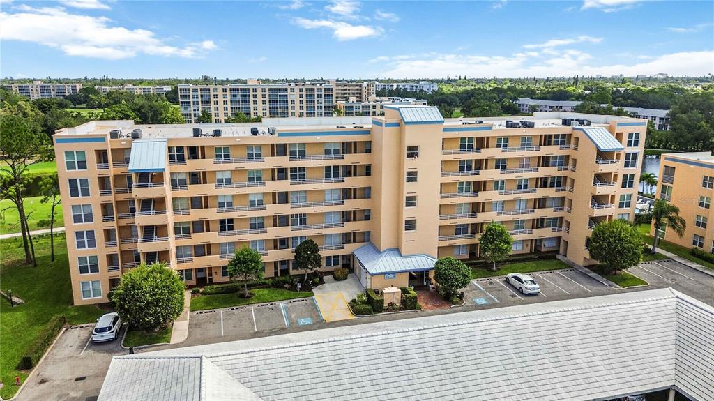 Property for sale at 4550 PINEBROOK CIRCLE UNIT 605, BRADENTON, FL, 34209