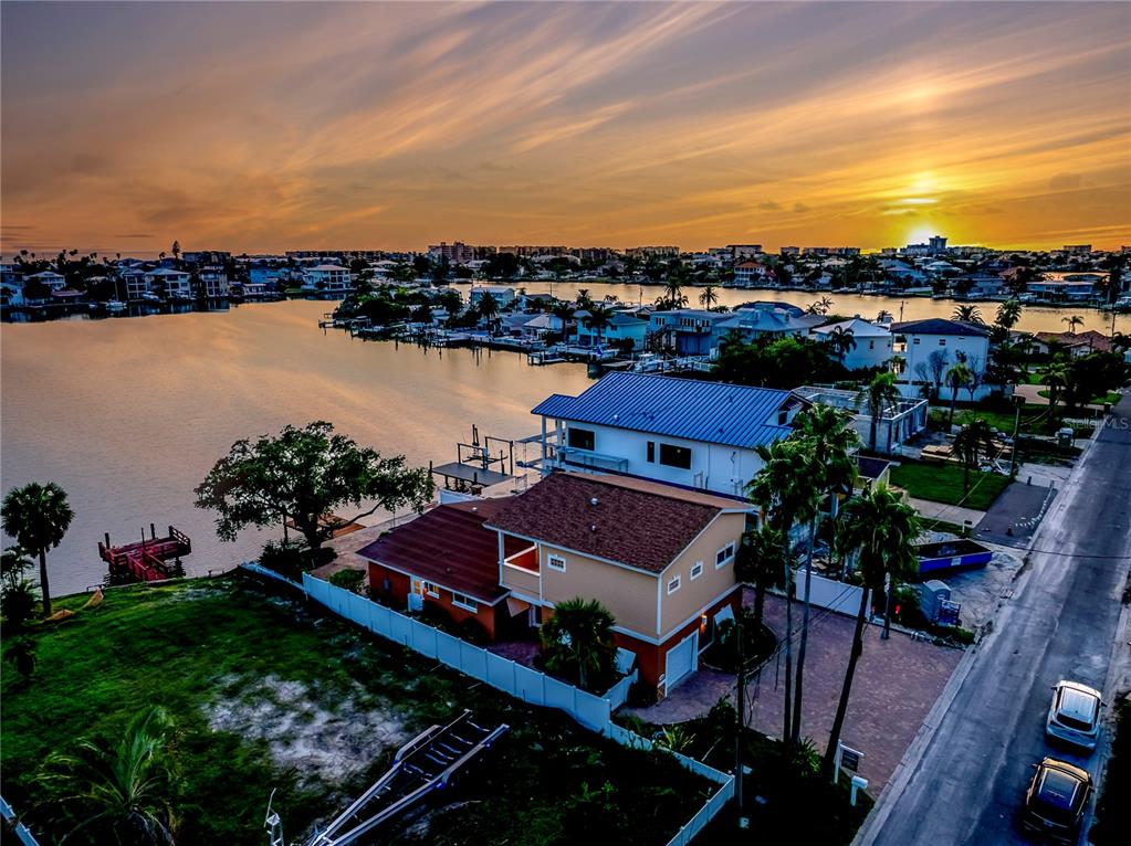 Property for sale at 16102 4TH STREET E, REDINGTON BEACH, FL, 33708