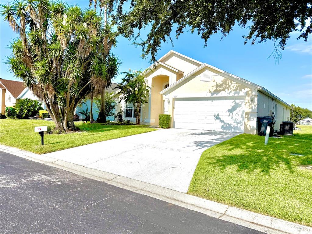 Property for sale at 207 LANGHAM DRIVE, DAVENPORT, FL, 33897