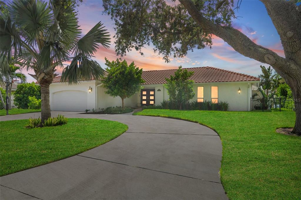 Property for sale at 1985 CAROLINA AVENUE NE, ST PETERSBURG, FL, 33703