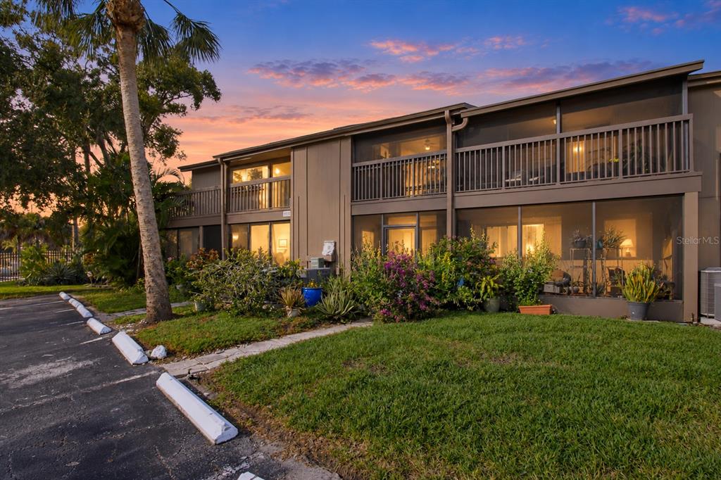 Property for sale at 6346 NEWTOWN CIRCLE UNIT 46B4, TAMPA, FL, 33615
