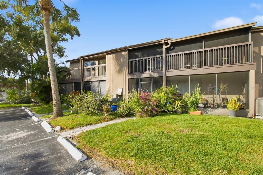Property for sale at 6346 NEWTOWN CIRCLE UNIT 46B4, TAMPA, FL, 33615