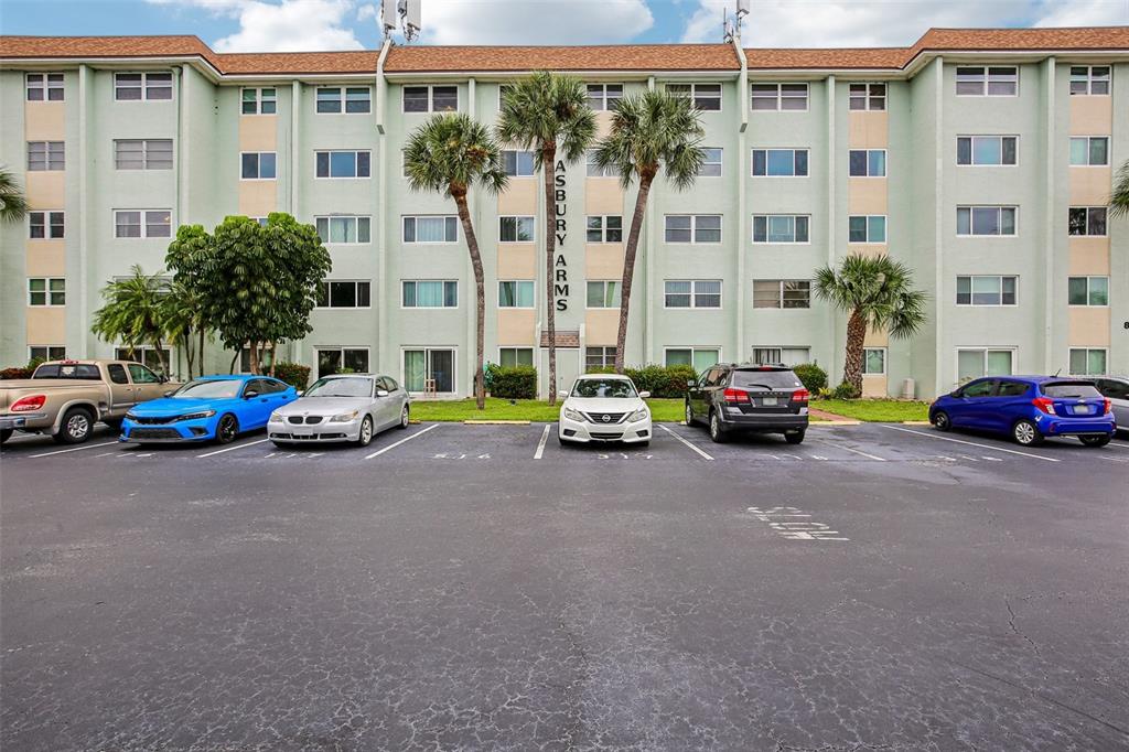 Property for sale at 801 83RD AVENUE N UNIT 511, ST PETERSBURG, FL, 33702