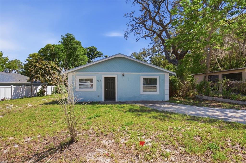 Property for sale at 728 E SPRUCE STREET, TARPON SPRINGS, FL, 34689