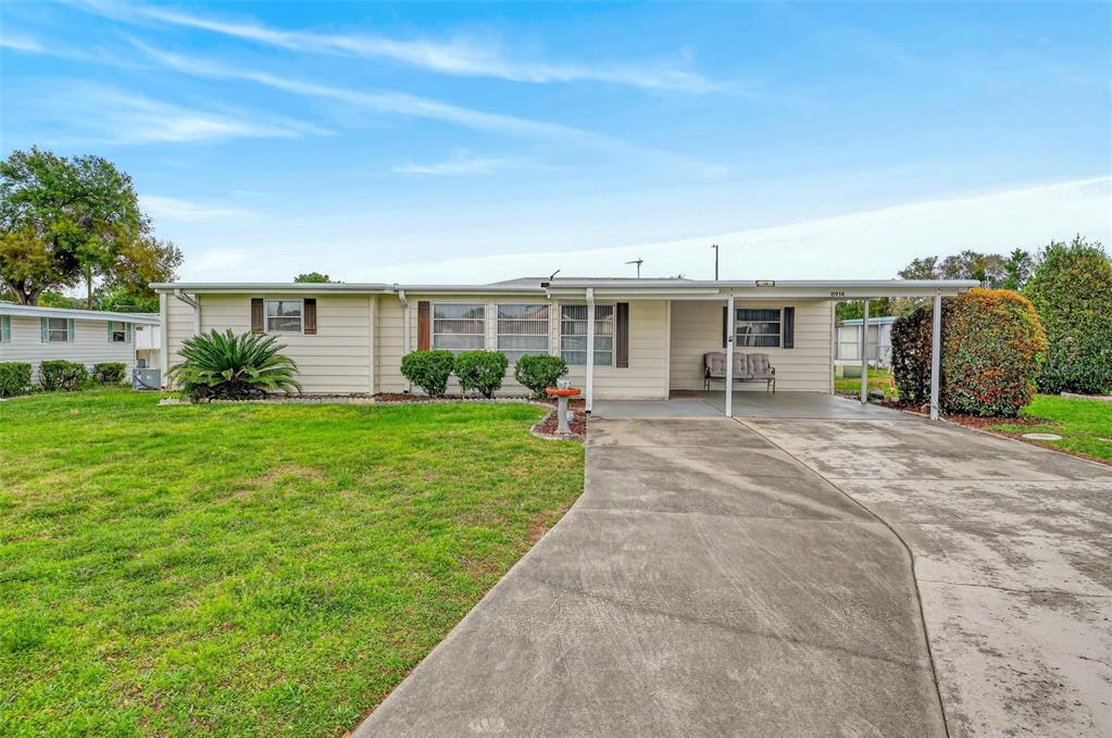 Property for sale at 11914 HICKORY LANE, TAVARES, FL, 32778