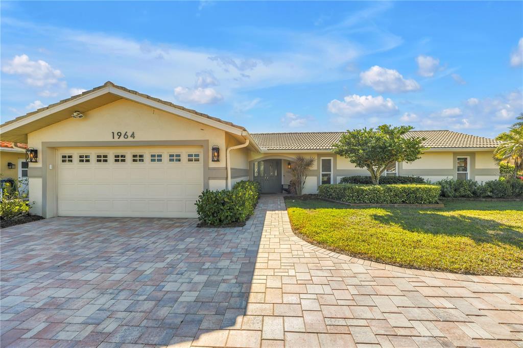 Property for sale at 1964 MASSACHUSETTS AVENUE NE, ST PETERSBURG, FL, 33703