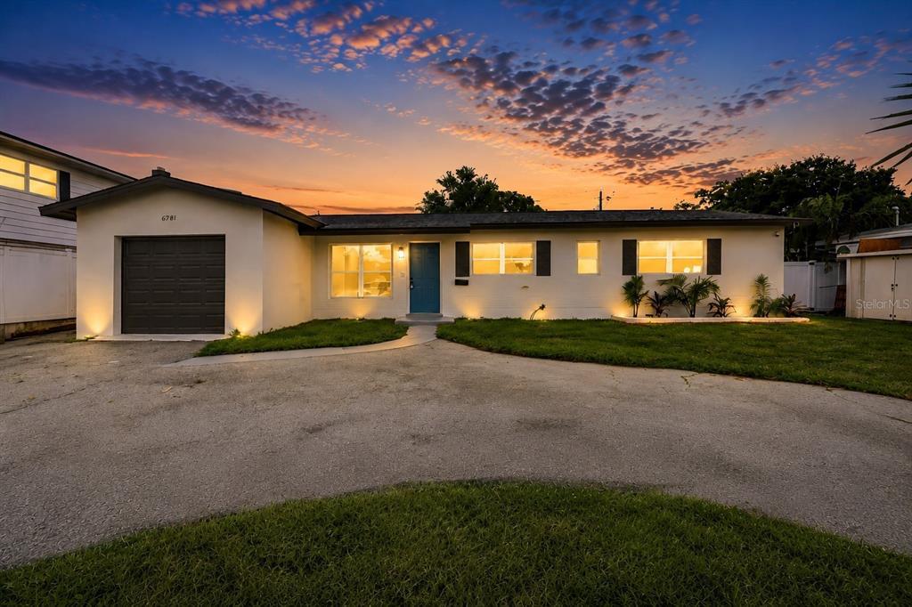 Property for sale at 6781 33RD AVENUE N, ST PETERSBURG, FL, 33710