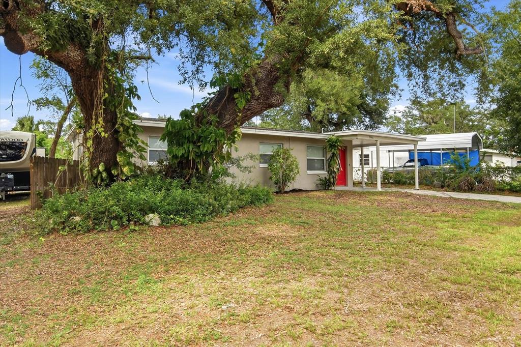 Property for sale at 7506 CORAL VINE LANE, TAMPA, FL, 33619