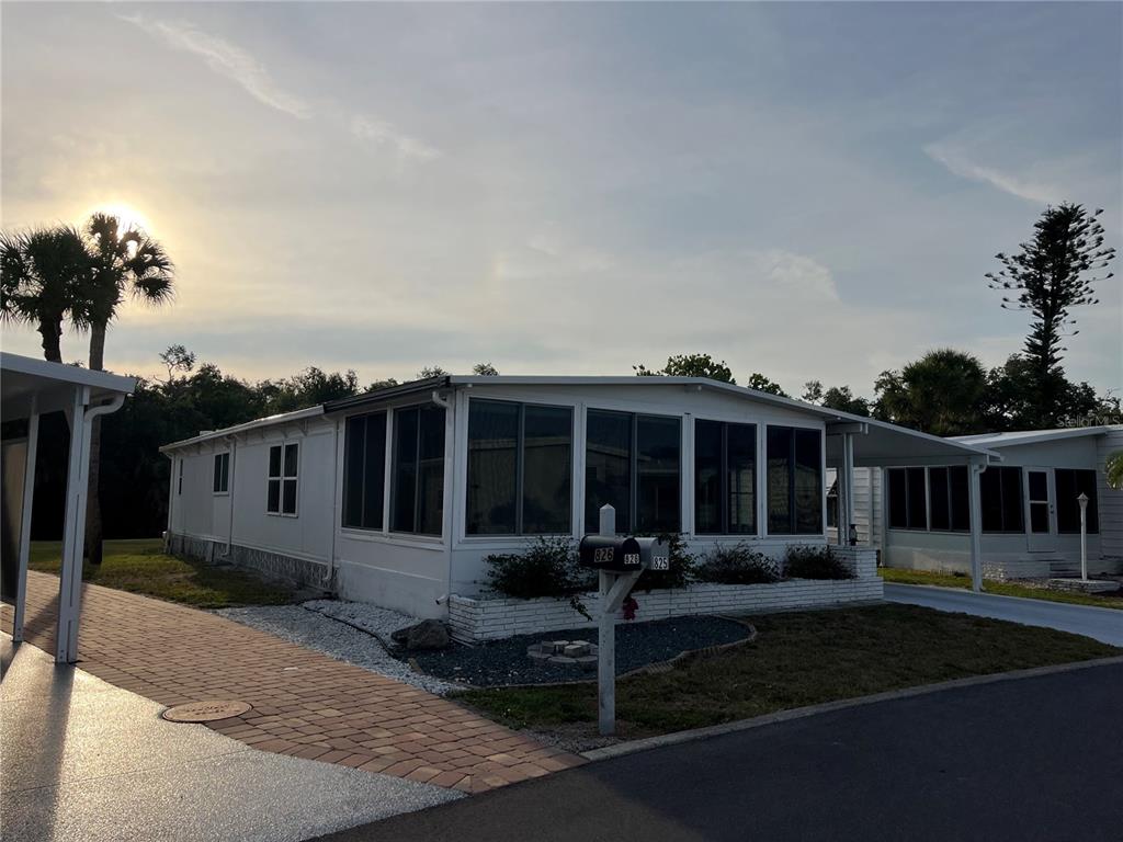 Property for sale at 825 JOLANDA CIRCLE, VENICE, FL, 34285