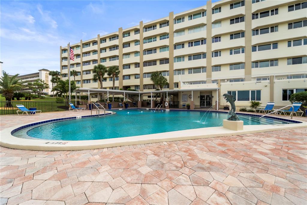 Property for sale at 100 BLUFF VIEW DRIVE UNIT 609A, BELLEAIR BLUFFS, FL, 33770