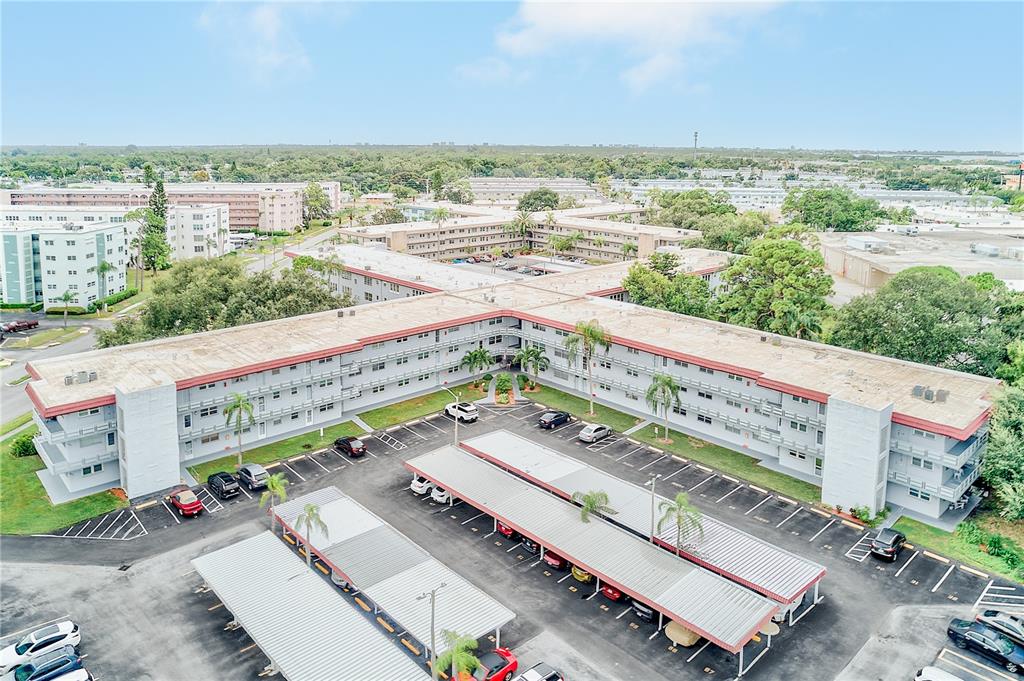 Property for sale at 5660 80TH ST N UNIT C305, ST PETERSBURG, FL, 33709