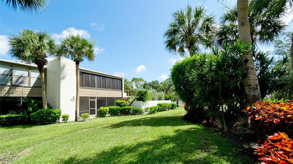 Property for sale at 507 LAKESIDE DRIVE UNIT 507, BRADENTON, FL, 34210