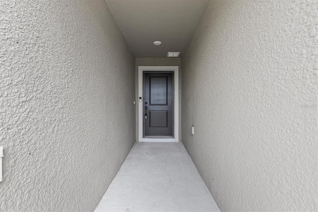Property for sale at 9972 MESIC WOODS AVENUE, SEFFNER, FL, 33584