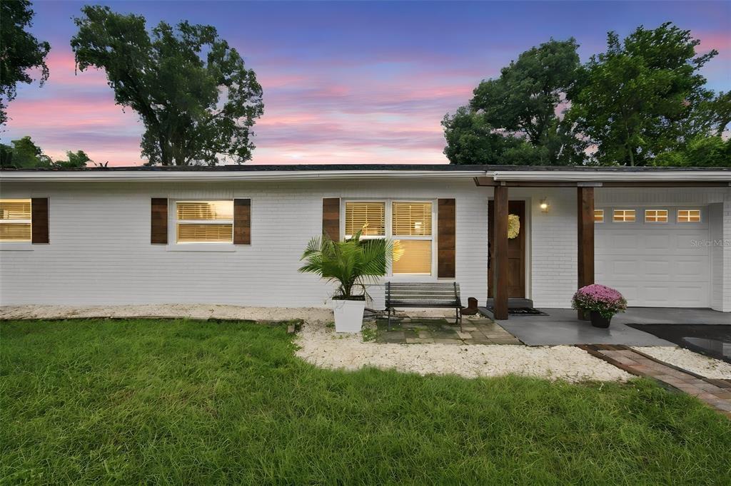 Property for sale at 11442 86TH AVENUE, SEMINOLE, FL, 33772