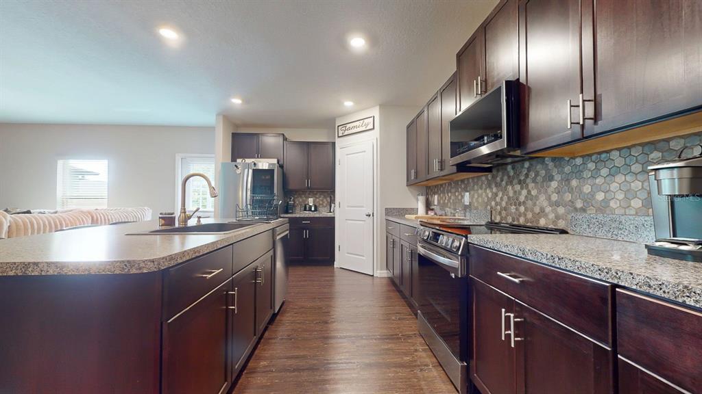 Property for sale at 10211 WHITE LINEN AVENUE, RIVERVIEW, FL, 33578