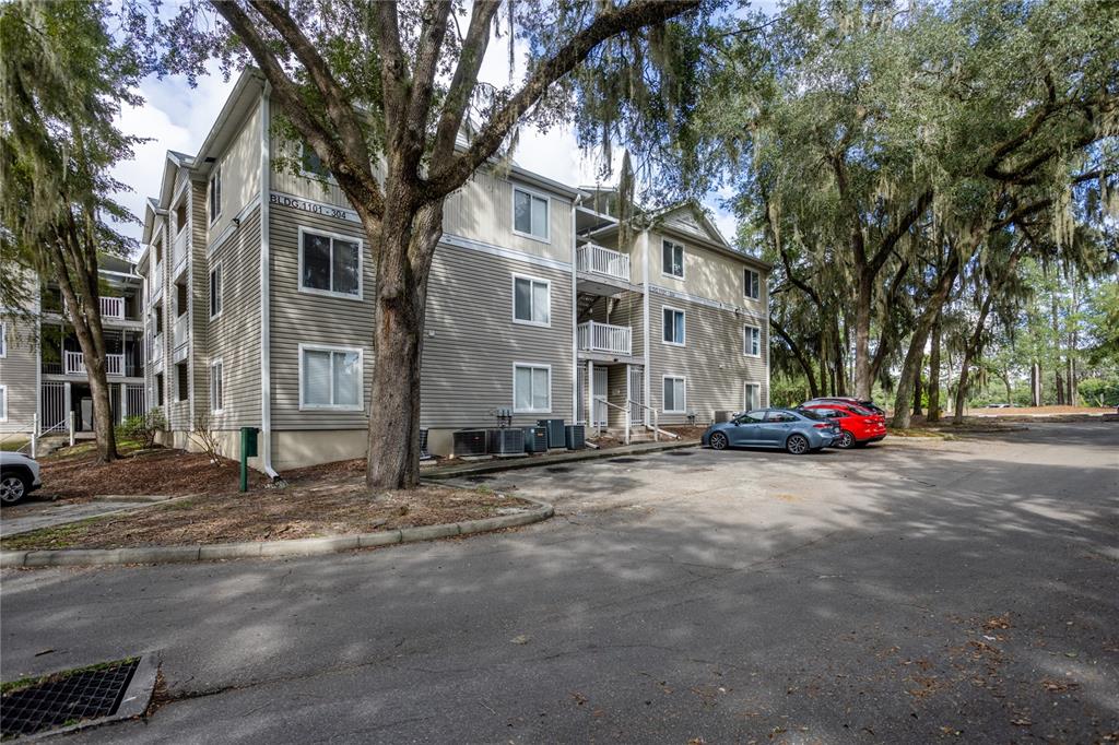 Property for sale at 4000 SW 23RD STREET UNIT 1-202, GAINESVILLE, FL, 32608