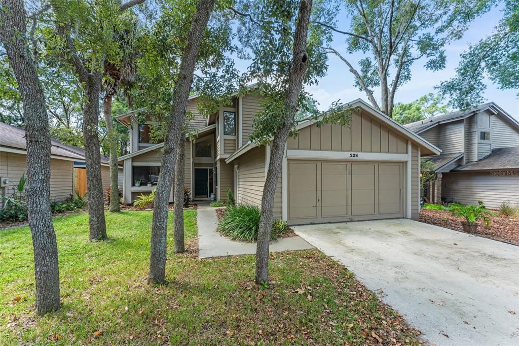 Property for sale at 228 S FOX CHASE POINT, LONGWOOD, FL, 32779