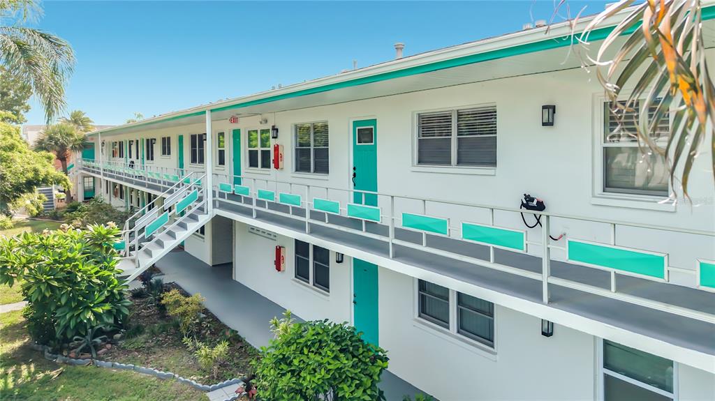 Property for sale at 6100 21ST STREET N UNIT 17, ST PETERSBURG, FL, 33714