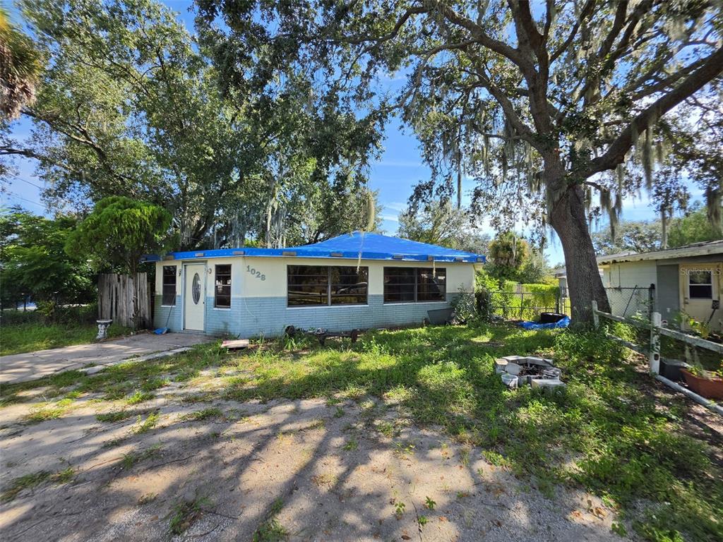 Property for sale at 1028 SUNSHINE DRIVE E, LAKELAND, FL, 33801