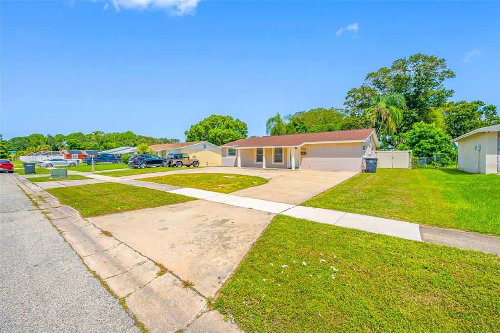 Property for sale at 8339 DRYCREEK DRIVE, TAMPA, FL, 33615