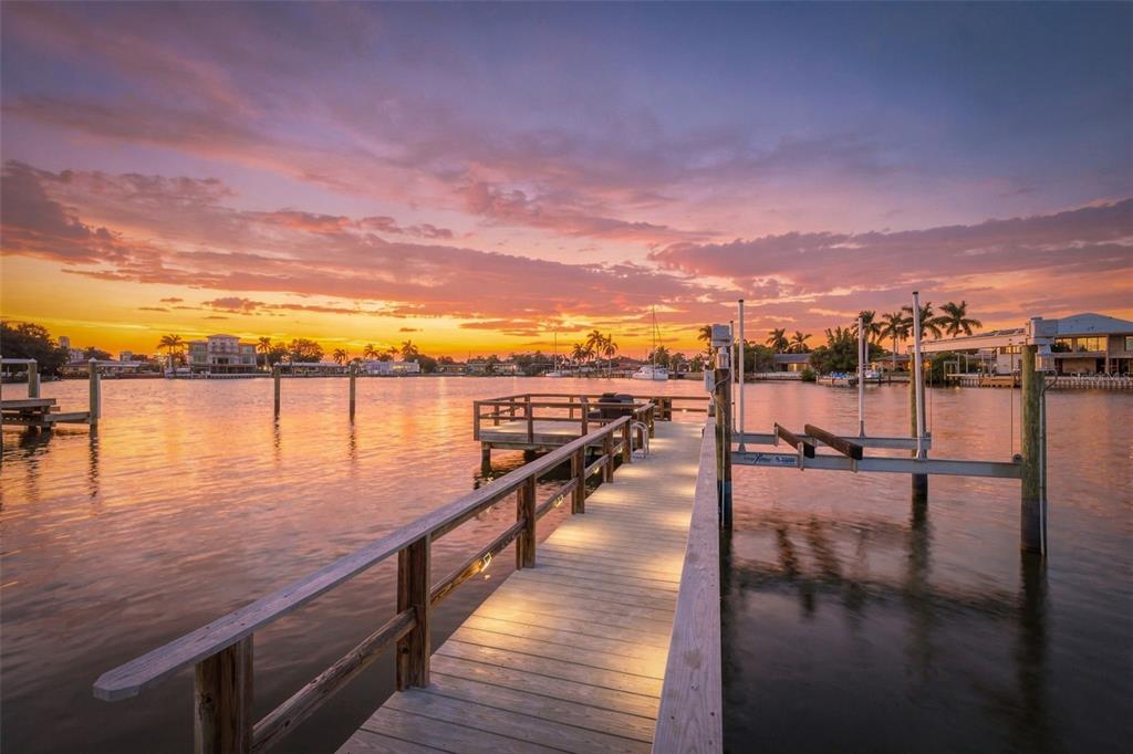 Property for sale at 2440 S SHORE DRIVE SE, ST PETERSBURG, FL, 33705