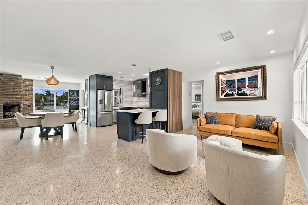 Property for sale at 2440 S SHORE DRIVE SE, ST PETERSBURG, FL, 33705