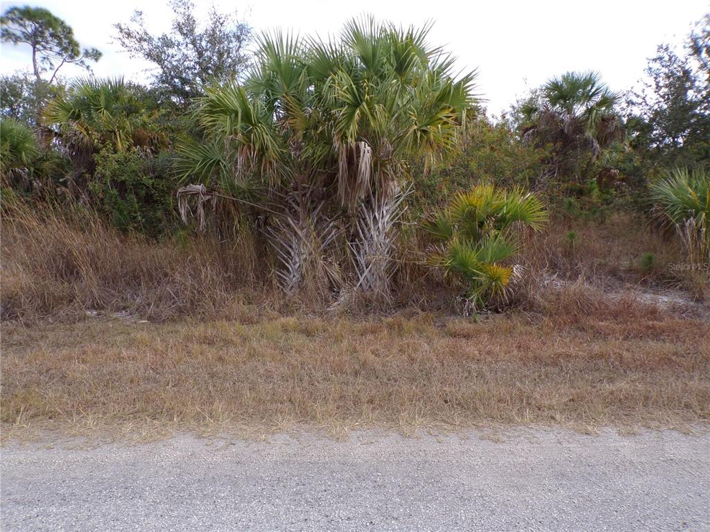 Property for sale at SILVERLEAF ROAD, NORTH PORT, FL, 34288
